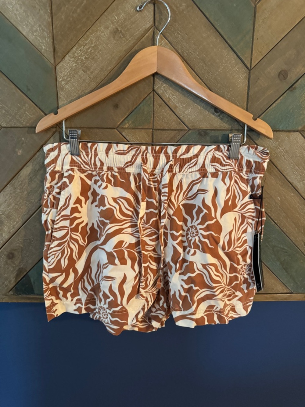 Women’s Brown Floral Print Elastic-Waist Shorts